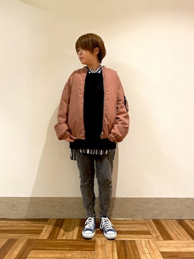 「JUNRED（ジュンレッド）のアイテム（MA-1）」を使った、SHIGEさん（レディース・165cm）の冬コーディネート