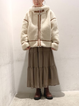 「アイテム（その他アウター、ホワイト系）」を使った、ゆなすんさん（レディース・158cm）の冬コーディネート