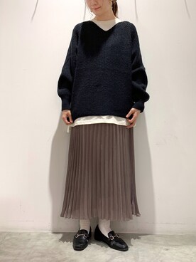 「earth music&ecology（アースミュージックアンドエコロジー）のアイテム（ニット/セーター、ブラック系）」を使った、ゆなすんさん（レディース・158cm）の冬コーディネート