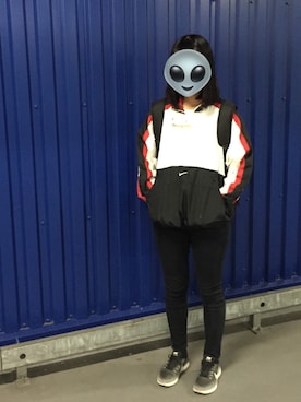 「ROXY（ロキシー）のアイテム（バックパック/リュック）」を使った、スズキアヤネ◎さん（レディース・167cm）の秋コーディネート