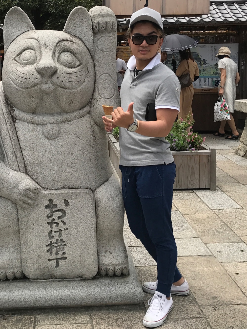 「夏コーデ、シンプル、summer、高校生」｜「MONCLERのアイテム（ポロシャツ、グレー系）」を使った、koooooooooodai.さん（メンズ・170cm）の夏コーディネートの1枚目の写真
