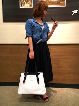 「デニムシャツ」｜「アイテム（福袋/福箱）」を使った、イオンモール鹿児島 ハイダウェイニコルさん（レディース・160cm）の春コーディネート