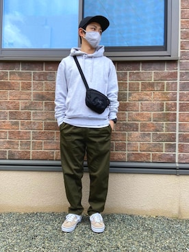 「carhartt」｜「アイテム（デジタル腕時計）」を使った、kazuさん（メンズ・166cm）の春コーディネート