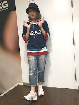 「アイテム（音楽/本・雑誌、レッド系）」を使った、e☆イヤホン梅田EST店さん（レディース・162cm）の夏コーディネート