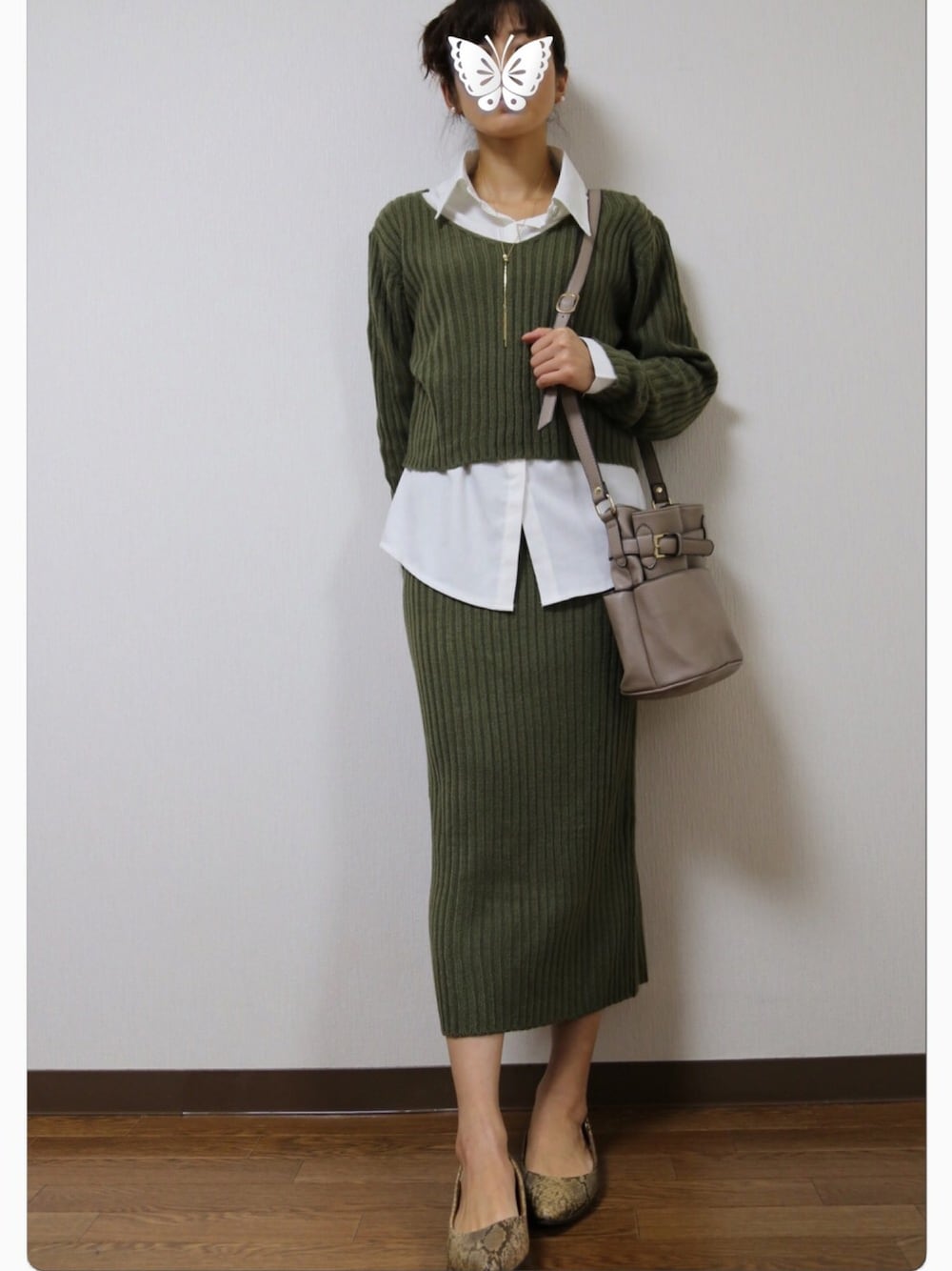「Nina、Pierrot、amiami、オトナカジュアル、UNIQLO、わだわこ」｜「Ami Amiのアイテム（パンプス、ベージュ系）」を使った、WADAWAKOさん（レディース・154cm）の秋コーディネートの1枚目の写真