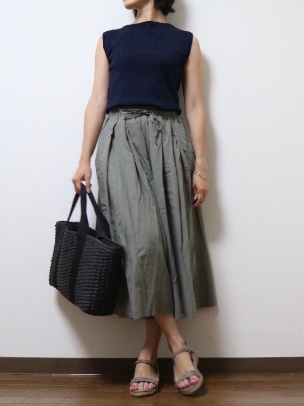 「大人カジュアル、わだわこ、プチプラ、UNIQLO、ユニクロ、ユニジョ、NETSTAR、神戸レタス、SESTO」｜「SESTOのふわふわクッションインソール！ローヒールウエッジの華奢ストラップサンダル（サンダル、ベージュ系）」を使った、WADAWAKOさん（レディース・154cm）の夏コーディネートの1枚目の写真