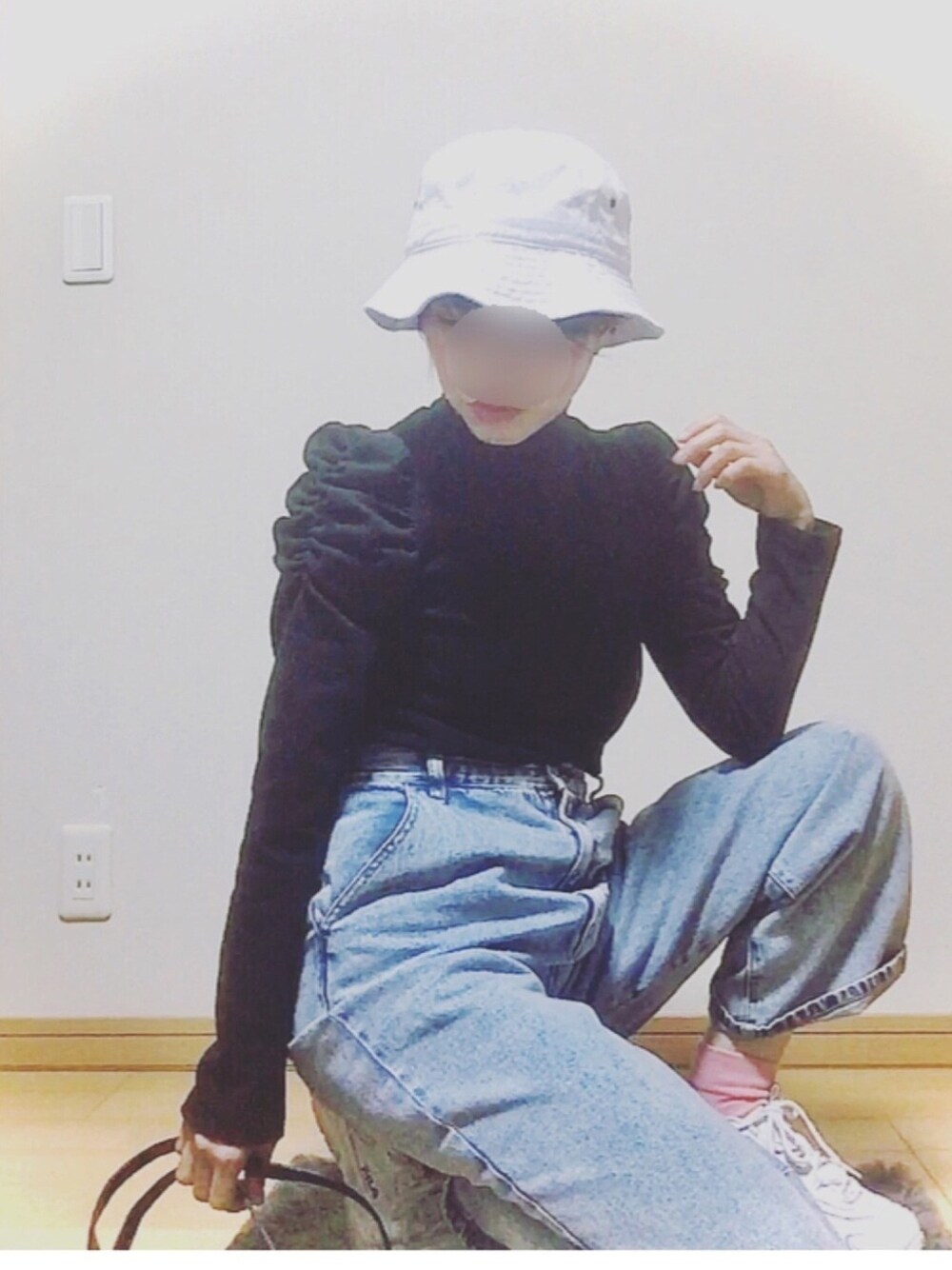 「ボリューム袖、パステル映える春、大人ガーリー、韓国ファッション、韓流、オルチャンファッション、バケットハット、プチプラ、低身長」｜「newhattanのアイテム（ハット、ホワイト系）」を使った、雑食147/R163さん（レディース・147cm）の春コーディネートの1枚目の写真