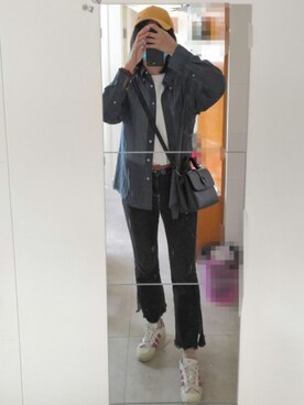 「UNIQLO（ユニクロ）のアイテム（シャツ/ブラウス、ブルー系）」を使った、azou1900さん（レディース・170cm）の秋コーディネート
