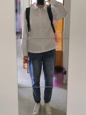 「樱花家族のアイテム（シャツ/ブラウス、ホワイト系）」を使った、azou1900さん（レディース・170cm）の秋コーディネート