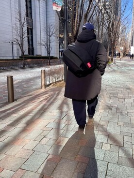 メッセンジャーバッグを使った 冬コーデ のメンズ人気ファッションコーディネート Wear