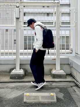 「通学スタイル」｜「アイテム（パーカー）」を使った、Manhattan Portage Staffさん（メンズ・174cm）の秋コーディネート