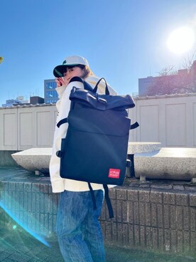 「通学スタイル」｜「アイテム（パーカー）」を使った、Manhattan Portage Staffさん（レディース・155cm）の冬コーディネート