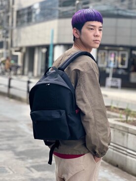 「通学スタイル」｜「アイテム（ナイロンジャケット）」を使った、Manhattan Portage Staffさん（メンズ・172cm）の春コーディネート