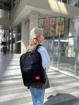「新生活」｜「アイテム（バックパック/リュック）」を使った、Manhattan Portage Staffさん（レディース・163cm）の春コーディネート
