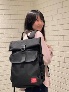 「Manhattan Portage（マンハッタンポーテージ）のSilvercup Backpack　-シルバーカップ バックパック-（バックパック/リュック）」を使った、Manhattan Portage Staffさん（レディース・155cm）の春コーディネート
