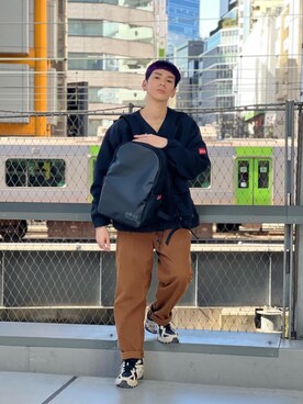 「通学スタイル」｜「アイテム（ナイロンジャケット）」を使った、Manhattan Portage Staffさん（メンズ・172cm）の春コーディネート