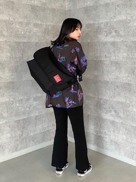 「Manhattan Portage」｜「アイテム（シャツ/ブラウス）」を使った、Manhattan Portage Staffさん（レディース・161cm）の春コーディネート