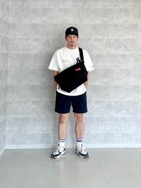 「通学スタイル」｜「アイテム（メッセンジャーバッグ）」を使った、Manhattan Portage Staffさん（メンズ・174cm）の夏コーディネート