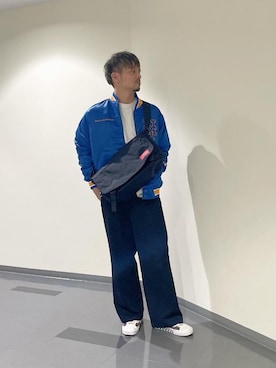 「通学スタイル」｜「アイテム（メッセンジャーバッグ）」を使った、Manhattan Portage Staffさん（メンズ・174cm）の秋コーディネート