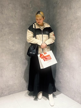 「アパレル」｜「アイテム（ブルゾン）」を使った、Manhattan Portage Staffさん（レディース・166cm）の冬コーディネート