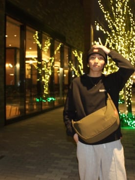 「ニットキャップ」｜「アイテム（スウェット）」を使った、Manhattan Portage Staffさん（メンズ・178cm）の冬コーディネート