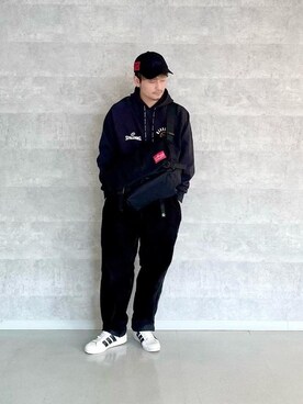 「通学スタイル」｜「アイテム（メッセンジャーバッグ）」を使った、Manhattan Portage Staffさん（メンズ・174cm）の冬コーディネート