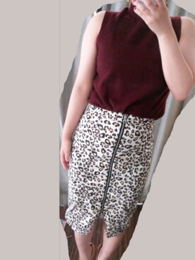 「UNIQLO（ユニクロ）のアイテム（ニット/セーター、レッド系）」を使った、KobeHepさん（レディース・157cm）の秋コーディネート