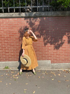 「アイテム（ブーティ、グリーン系）」を使った、田村紗菜さん（レディース・154cm）の春コーディネート