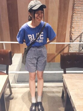 「blue」｜「アイテム（その他シューズ）」を使った、Sandy Liさん（レディース・156cm）の夏コーディネート