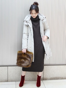 「WOOLRICH（ウールリッチ）のアイテム（ダウンジャケット/コート）」を使った、tokuhiroさん（レディース・164cm）の秋コーディネート
