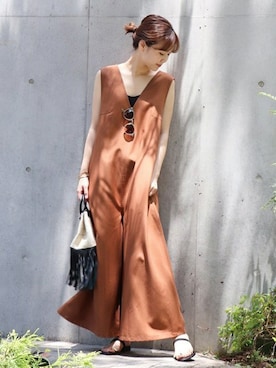 「OKIRAKU（オキラク）のアイテム」を使った、tokuhiroさん（レディース・164cm）の夏コーディネート