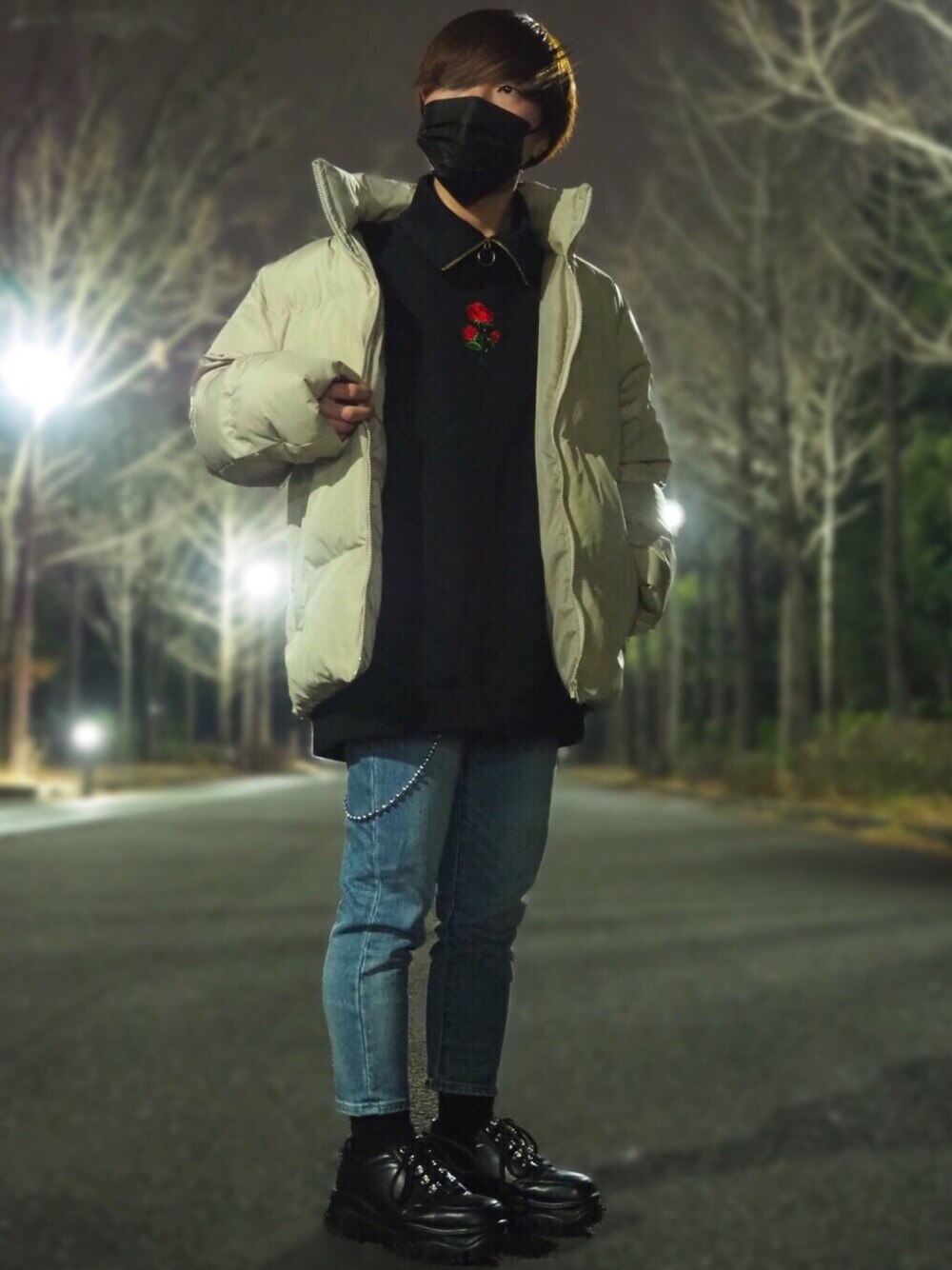 「おしゃれさんと繋がりたい、オーバーサイズ、ブラック、韓国ファッション、adrer、zozoデニム、WEGO、ダウンジャケット、冬コーデ、冬」｜「WEGOのWEGO/カラーパフィブルゾン（ダウンジャケット/コート、ベージュ系）」を使った、kanataさん（メンズ・165cm）の冬コーディネートの1枚目の写真