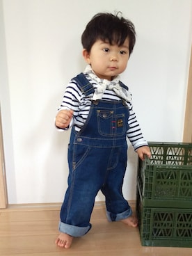「Wrangler（ラングラー）のアイテム（サロペット/オーバーオール）」を使った、あお02さん（キッズ・80cm）の冬コーディネート
