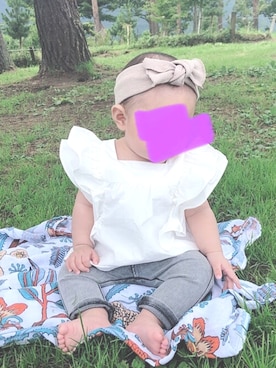 「ZARA KIDSのアイテム（シャツ/ブラウス、ホワイト系）」を使った、emmaさん（キッズ）の冬コーディネート