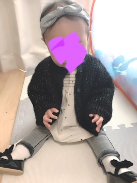「ZARA KIDSのアイテム（カーディガン/ボレロ、ブラック系）」を使った、emmaさん（キッズ）の冬コーディネート