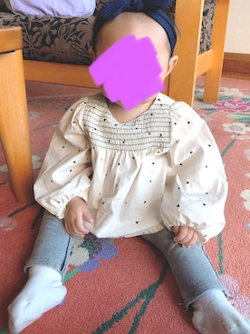 「ZARA KIDSのアイテム（シャツ/ブラウス、ホワイト系）」を使った、emmaさん（キッズ）の冬コーディネート