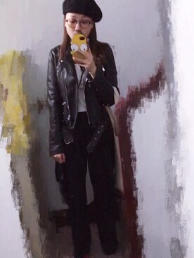 「Saint Laurent」｜「アイテム（ハンチング/ベレー帽）」を使った、Aimilyさん（レディース・156cm）の冬コーディネート