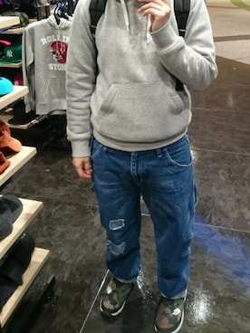 「HELLY HANSEN（ヘリーハンセン）のアイテム（パーカー）」を使った、くりきんとんさん（レディース・158cm）の冬コーディネート