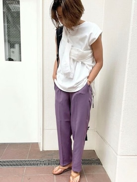 「coca（coca）（コカ）のアイテム（スラックス）」を使った、cocaさん（レディース・163cm）の春コーディネート