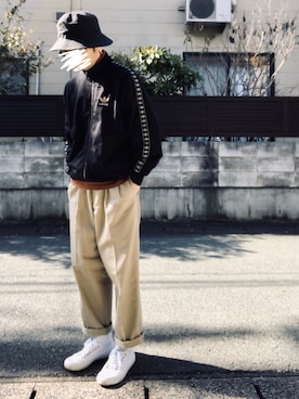 「UNIQLO（ユニクロ）のタートルネックT（長袖）（Tシャツ/カットソー）」を使った、tarさん（メンズ・175cm）の春コーディネート