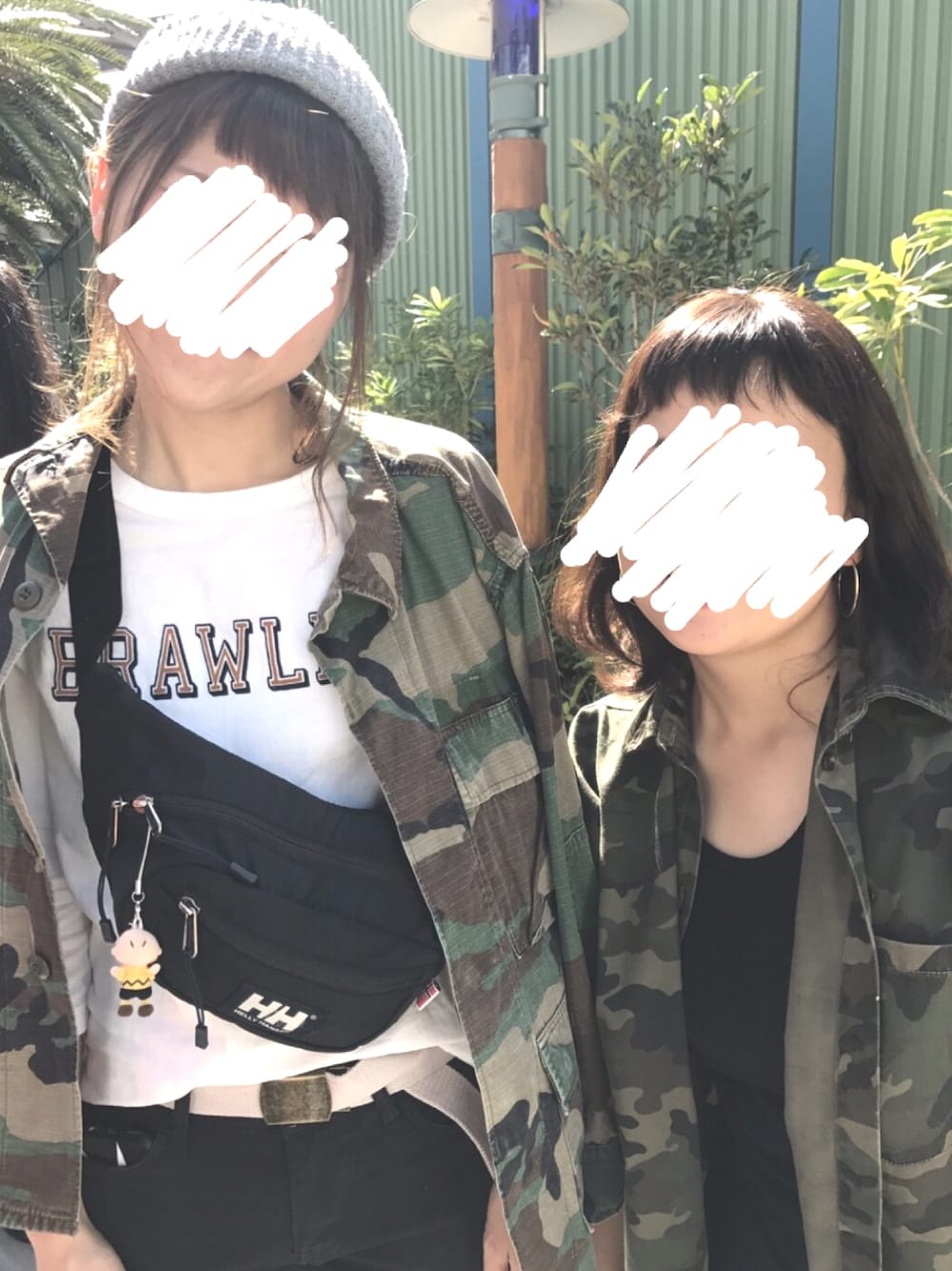 「ユニバ、ハロウィン」｜「HELLY HANSENのヘリーハンセン ウェストバッグ / グロングビッグヒップ（ボディバッグ/ウエストポーチ、ブラック系）」を使った、sngwさん（レディース・157cm）の夏コーディネートの1枚目の写真