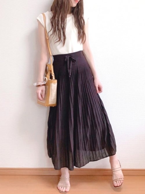 なこさんのコーディネート