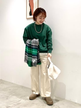 「Tシャツ/カットソー」｜「アイテム（スリッポン）」を使った、Nonoさん（レディース・159cm）の冬コーディネート