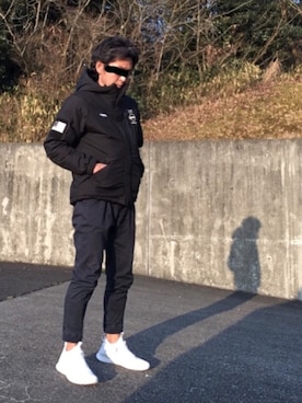 「F.C.R.B.（エフシーアールビー）のアイテム（ダウンジャケット/コート）」を使った、max190さん（メンズ・170cm）の春コーディネート