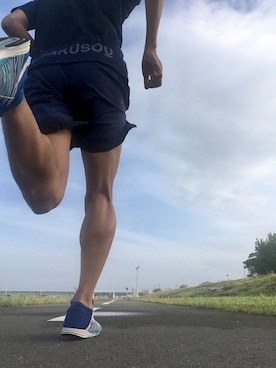 「アイテム（ショーツ、ブルー系）」を使った、max190さん（メンズ・170cm）の夏コーディネート