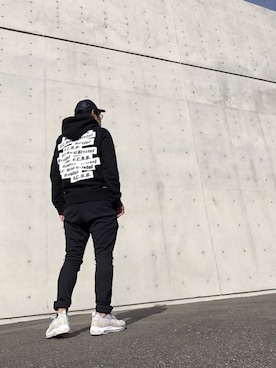 「F.C.R.B.（エフシーアールビー）のアイテム（帽子）」を使った、max190さん（メンズ・170cm）の冬コーディネート