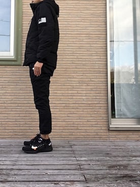 「F.C.R.B.（エフシーアールビー）のアイテム（ダウンジャケット/コート）」を使った、max190さん（メンズ・170cm）の冬コーディネート