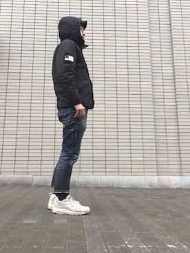 「F.C.R.B.（エフシーアールビー）のアイテム（ダウンジャケット/コート）」を使った、max190さん（メンズ・170cm）の冬コーディネート