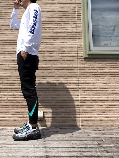 Max190 F C R B のtシャツ カットソーを使ったコーディネート Wear Max190 F C R B のtシャツ カットソーを使ったコーディネート Wear