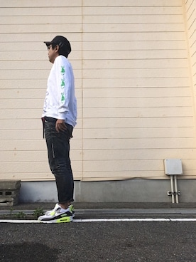 「袖プリント」｜「アイテム（キャップ）」を使った、max190さん（メンズ・170cm）の秋コーディネート